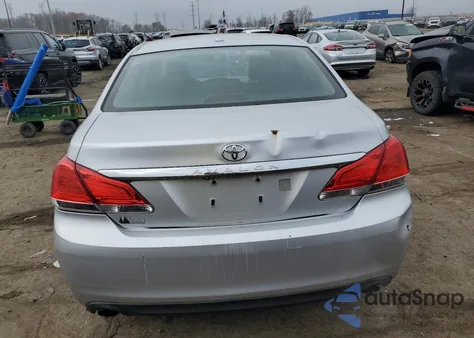 2011 Toyota Avalon Base z USA, uszkodzony, nr VIN 4T1BK3DB5BU392920